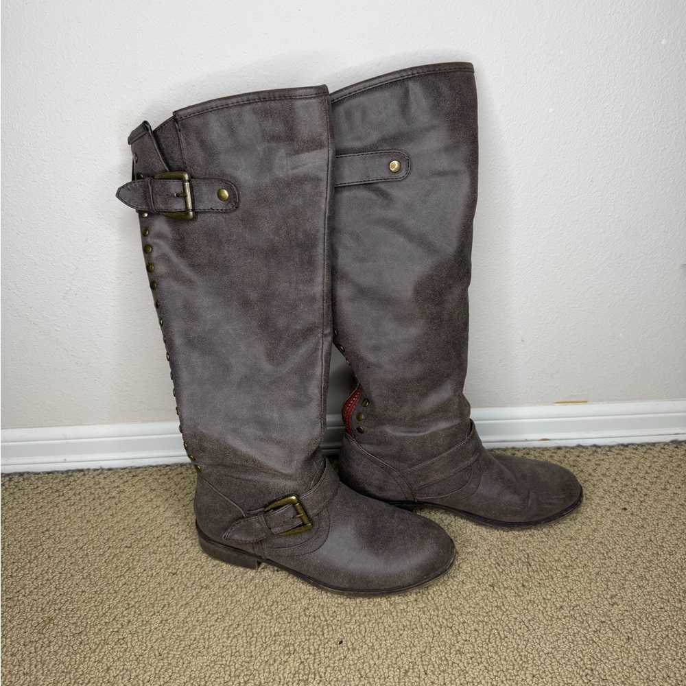 Madden Girl Cactuss Knee High Leather Biker Boots Zipper Enclosure (Women’s 6)